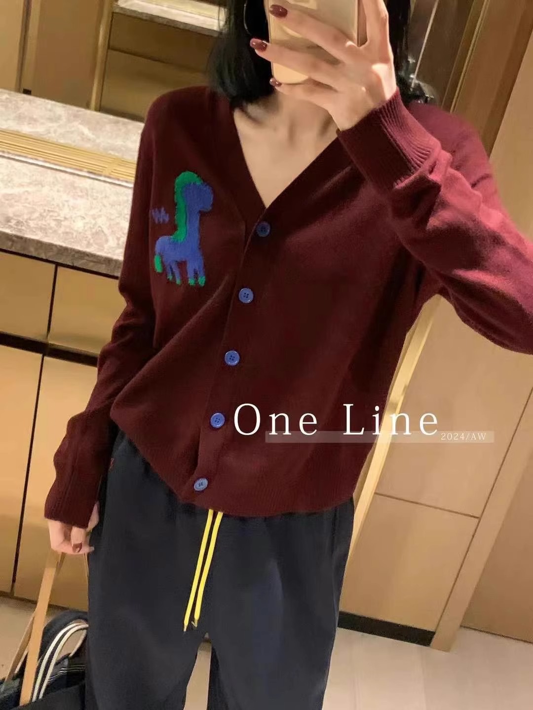 European station V-neck 100%ca - đánh giá và giá Wool Coat Peacoat